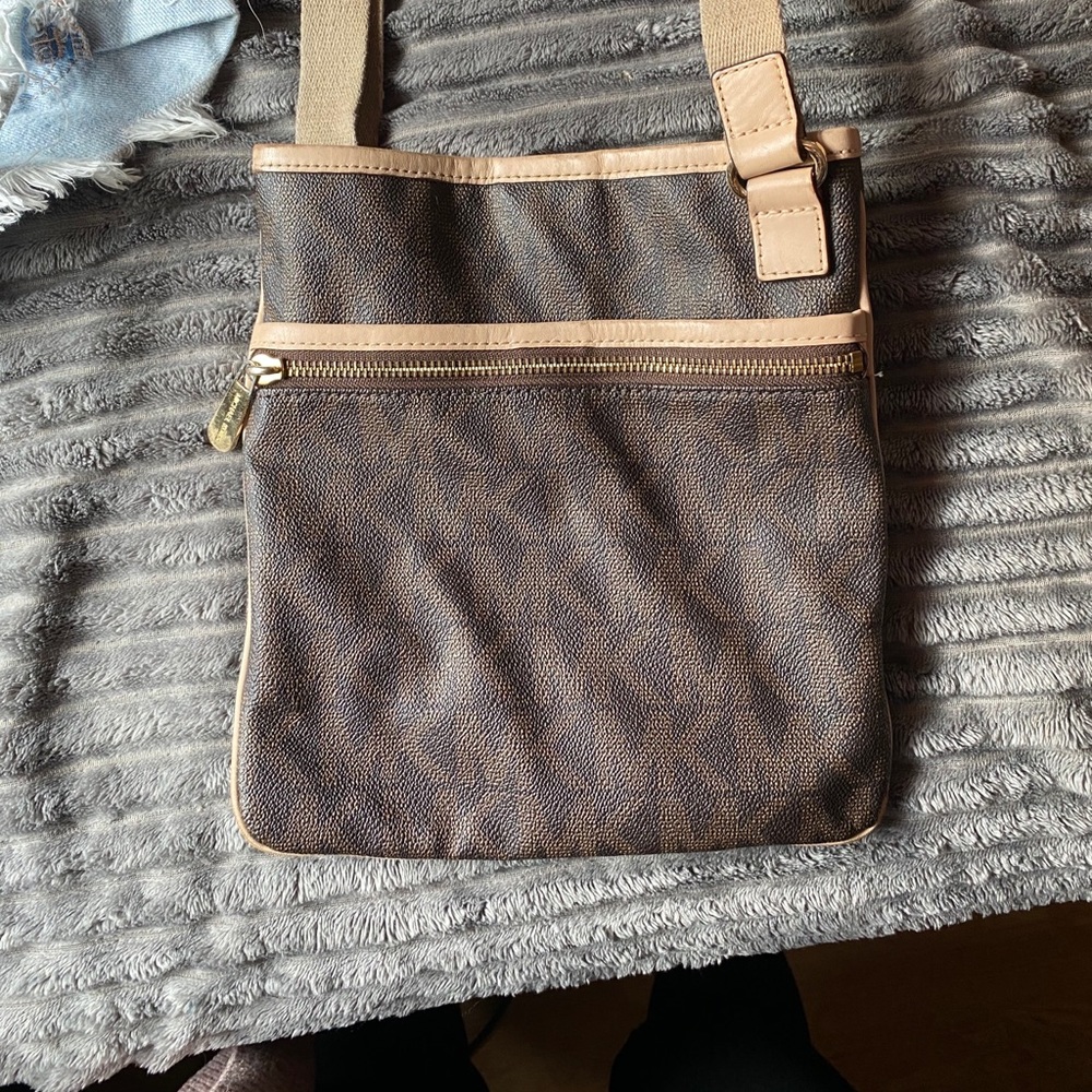 Michael Kors crossbody purse